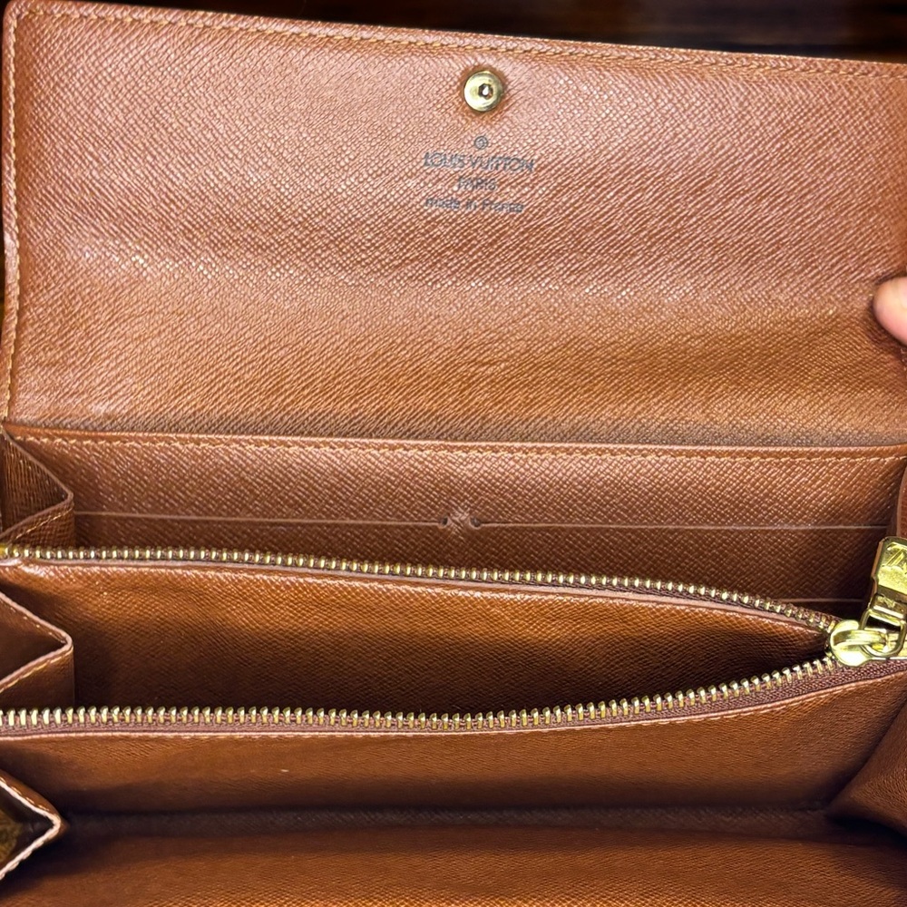 Louis Vuitton Sarah Wallet Monogram Canvas Auth COA CT002 w Box - Picture 9 of 15